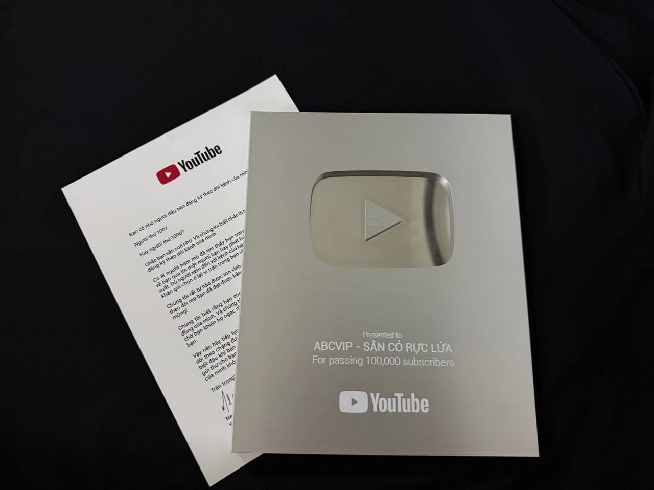nút bạc youtube